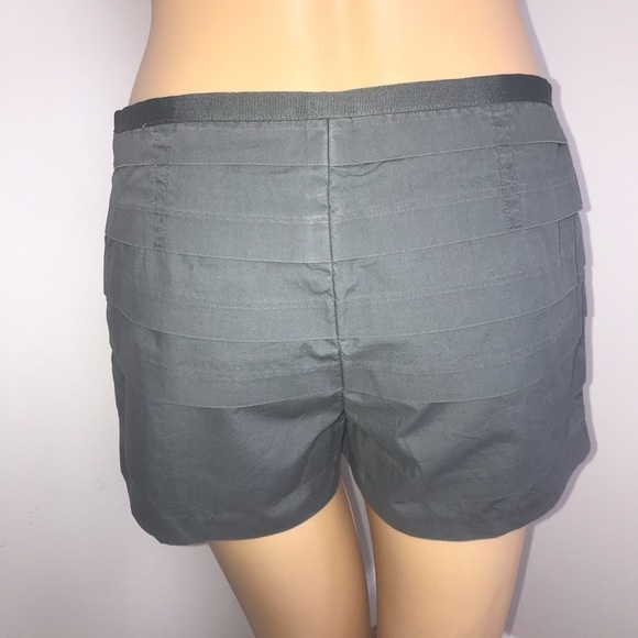 J. Crew Gray Ruffle Dress Shorts – Size 0 - Picture 5 of 7